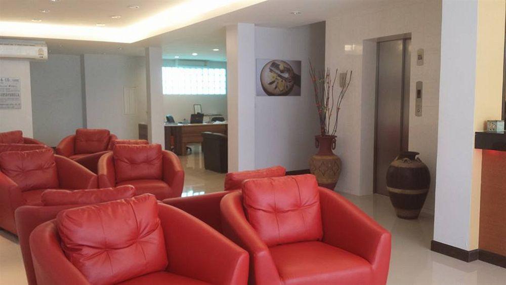 Oyo 373 Mc Ginger House Hotell Patong Eksteriør bilde