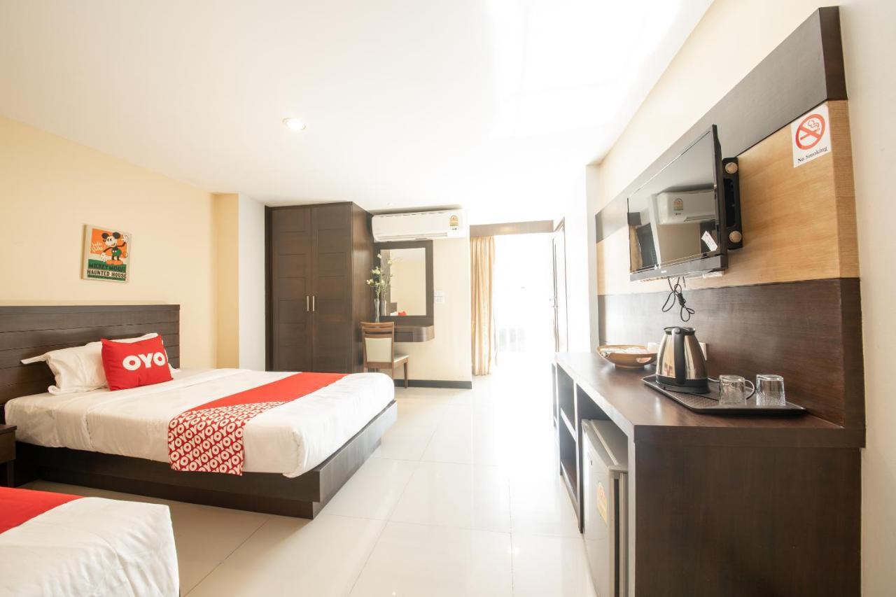 Oyo 373 Mc Ginger House Hotell Patong Eksteriør bilde