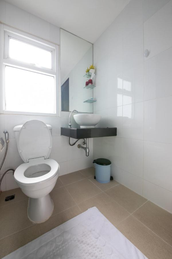 Oyo 373 Mc Ginger House Hotell Patong Eksteriør bilde